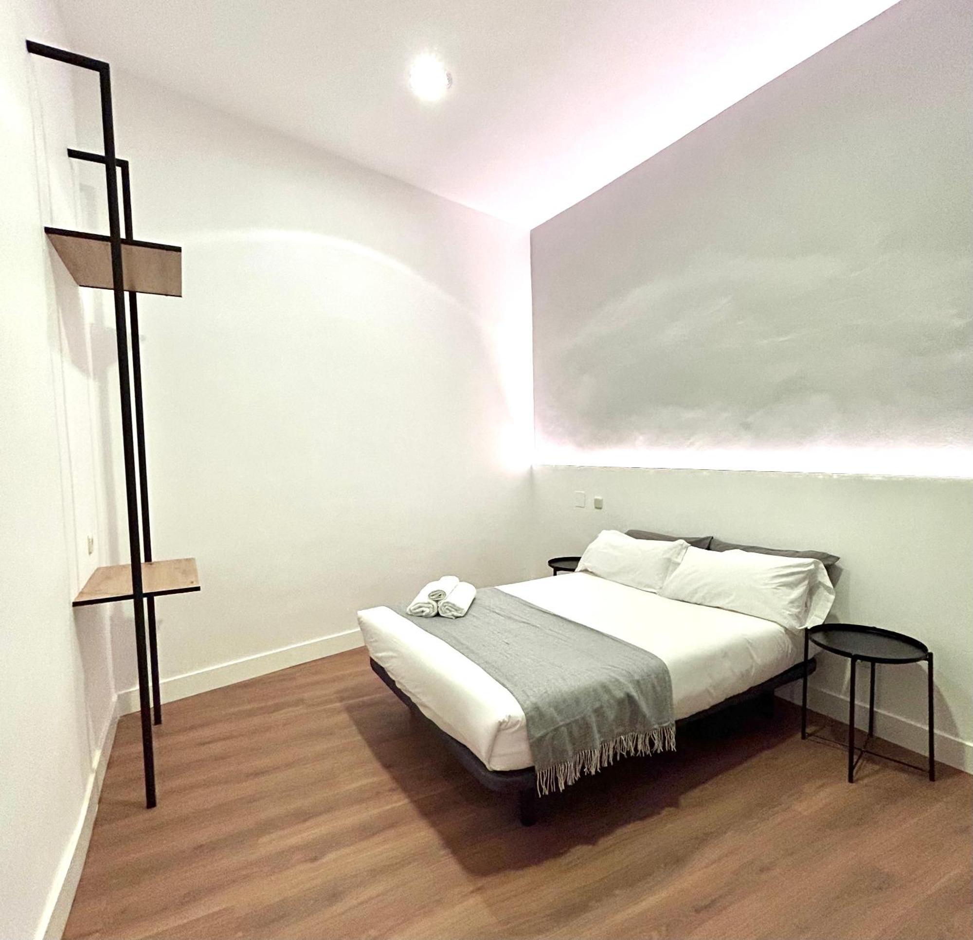 H21 Rooms Madrid Exterior foto